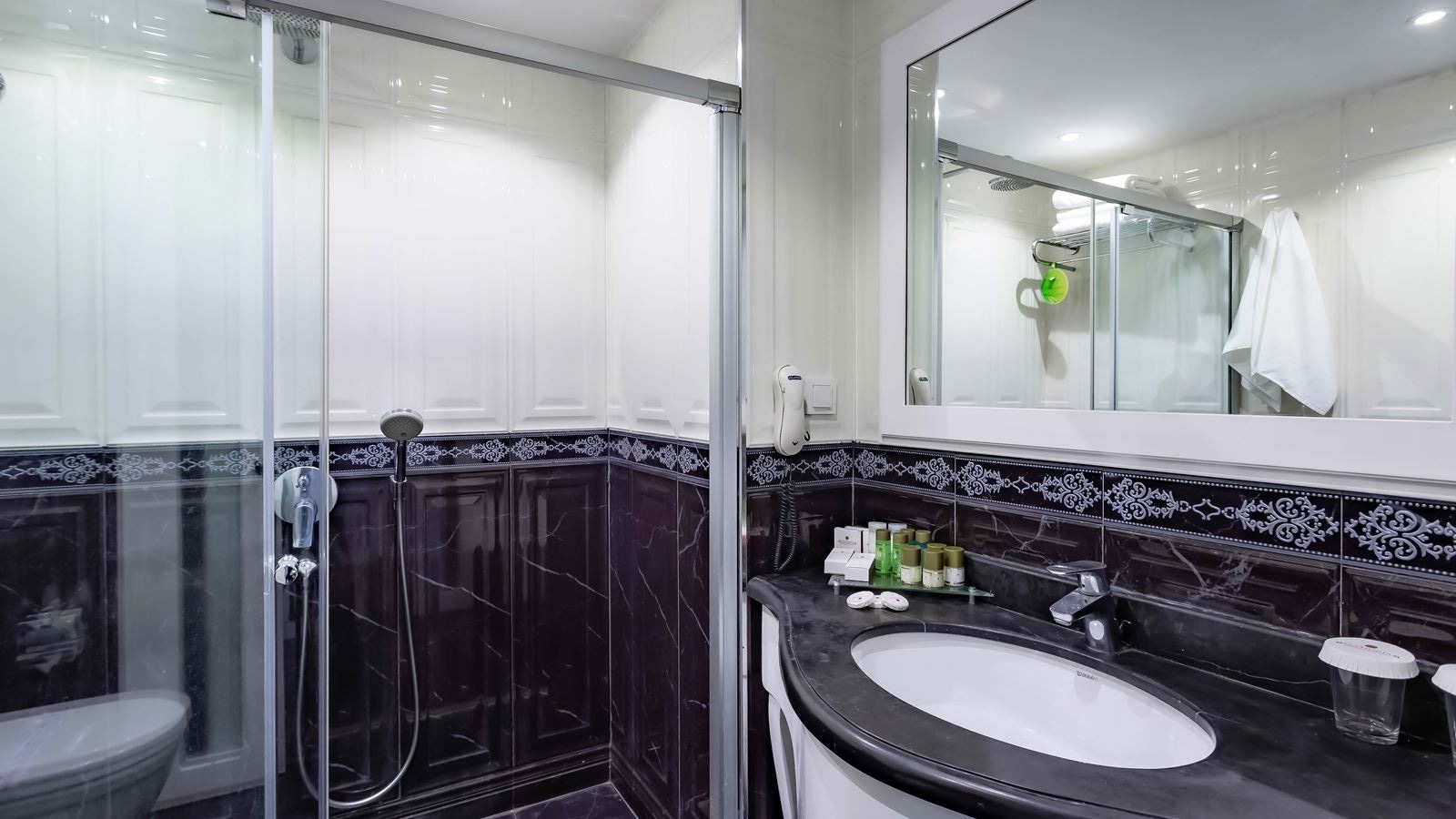 rooms-executive-room