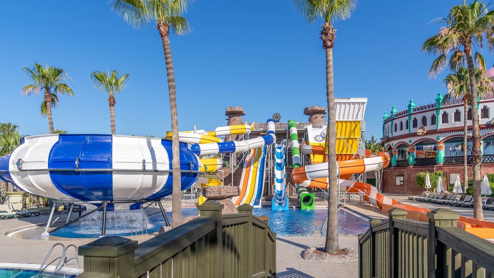 water-park-water-park