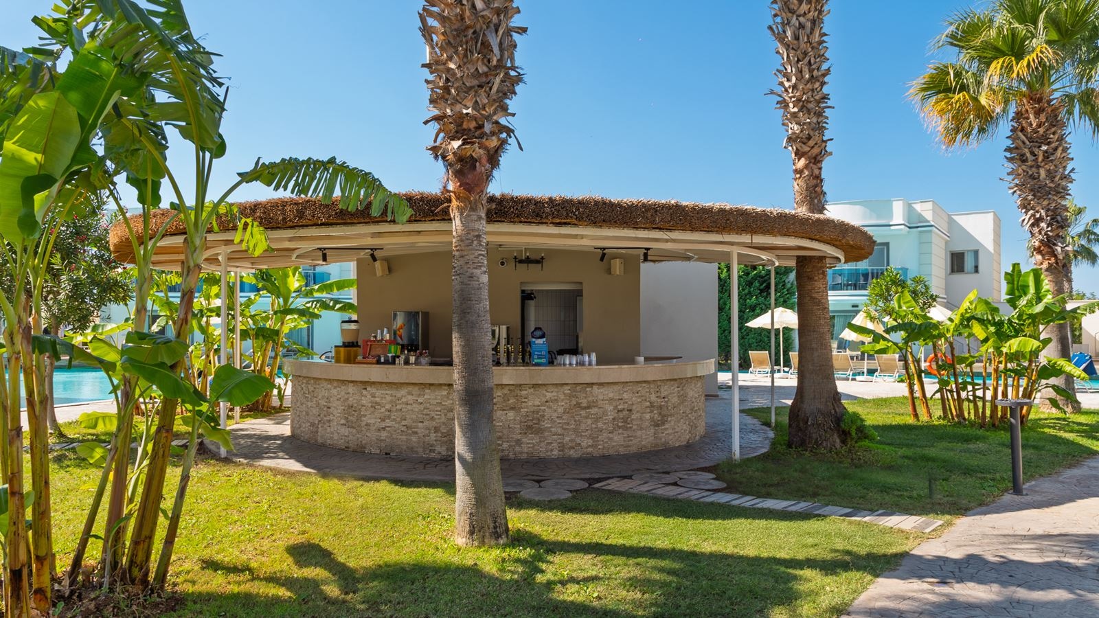 bars-lake-bar