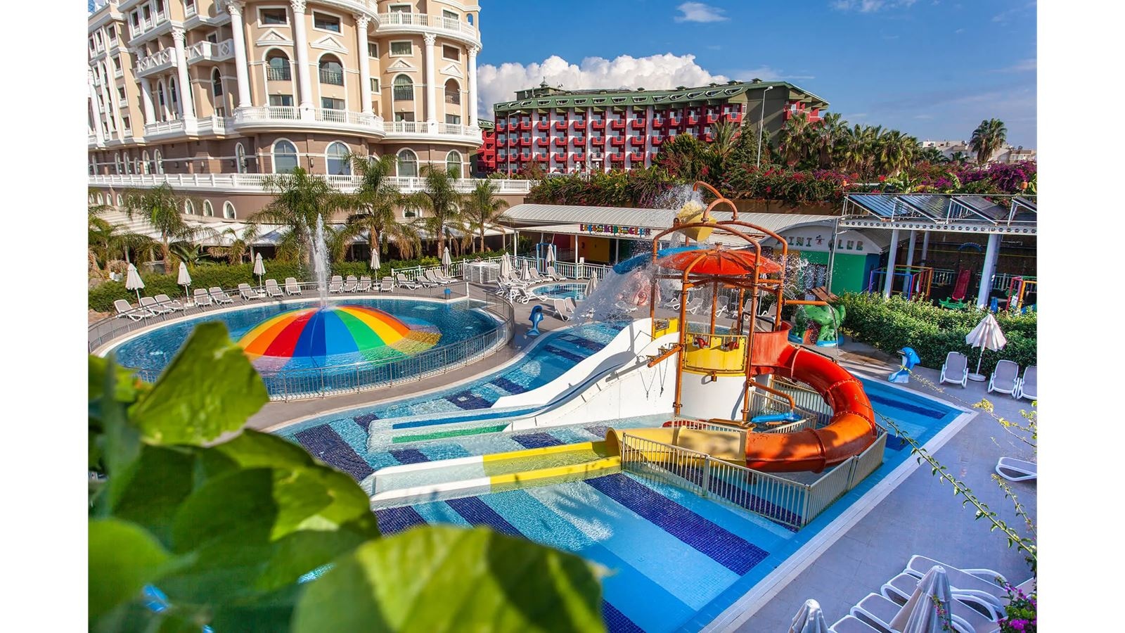 pools-outdoor-childrens-pool