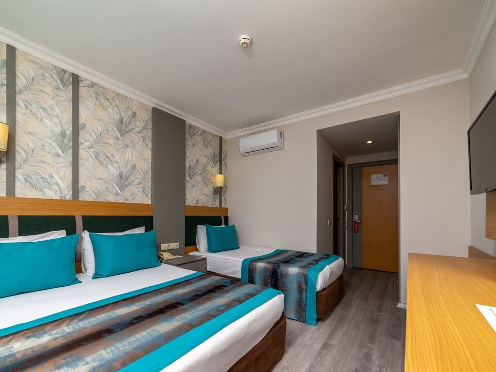 rooms-beach-standard-room