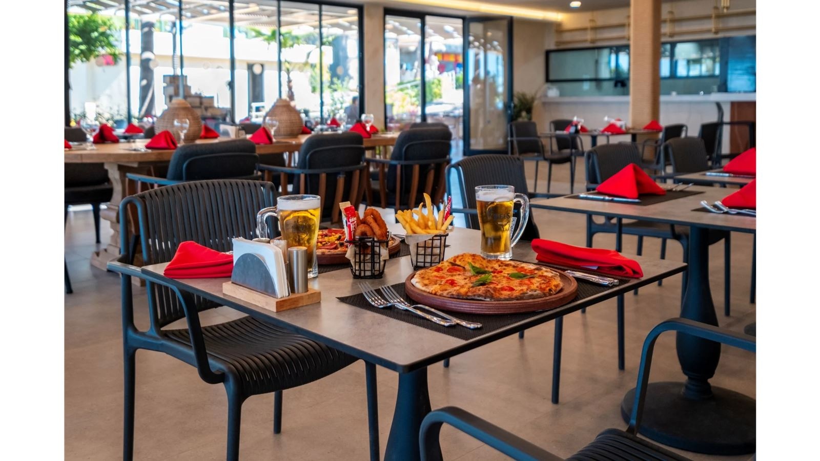 restaurants-restaurants