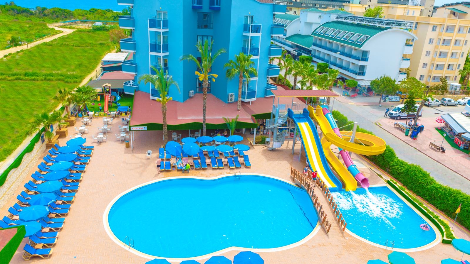 water-park-outdoor-pool