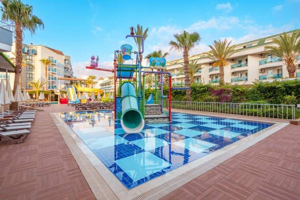 water-park-water-park