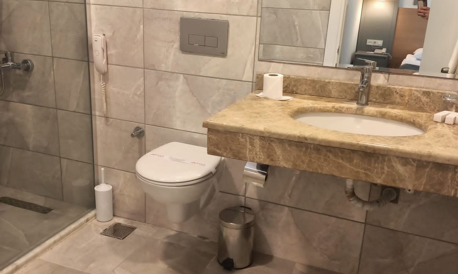 rooms-garden-room--without-balcony