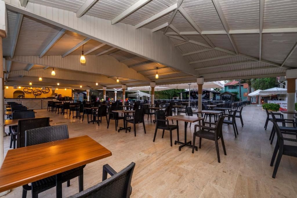 restaurants-snack-bar