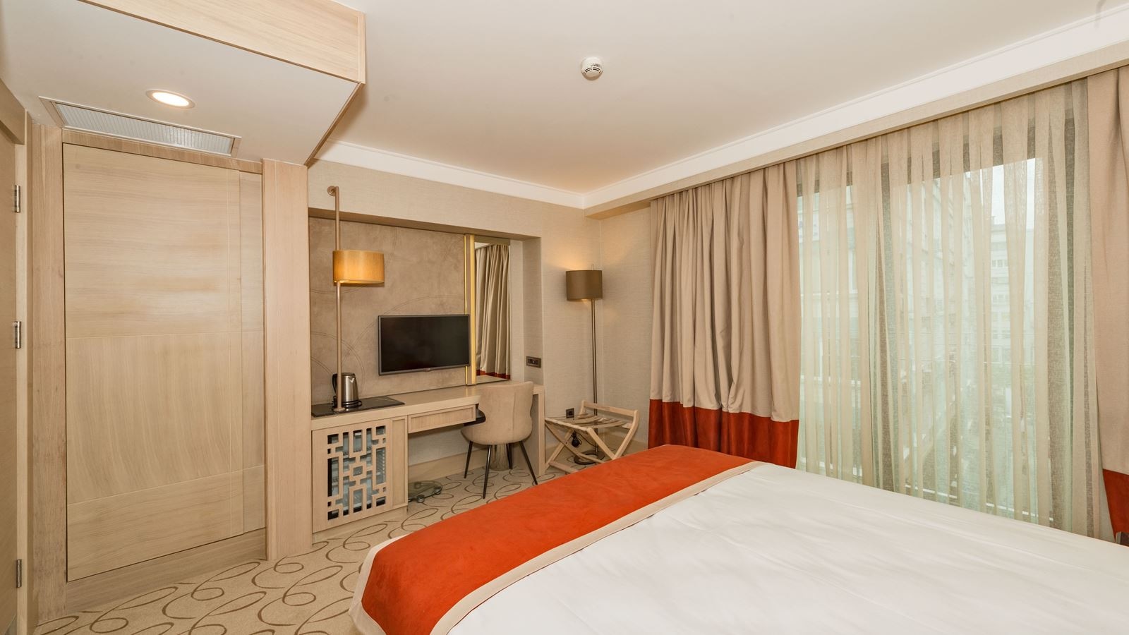 rooms-double-standard