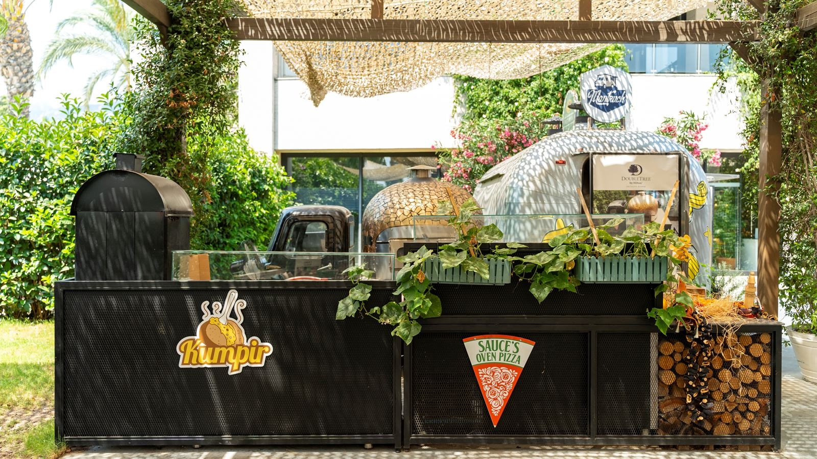 restaurants-food-trucks-mobile-kitchens-from-all-the-world