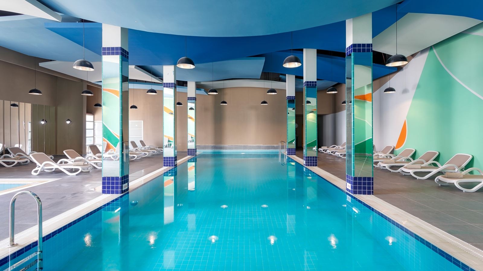 pools-indoor-pool