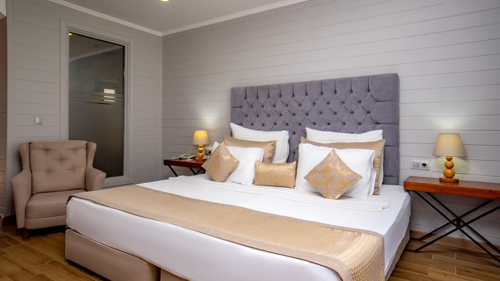 rooms-exclusive--room