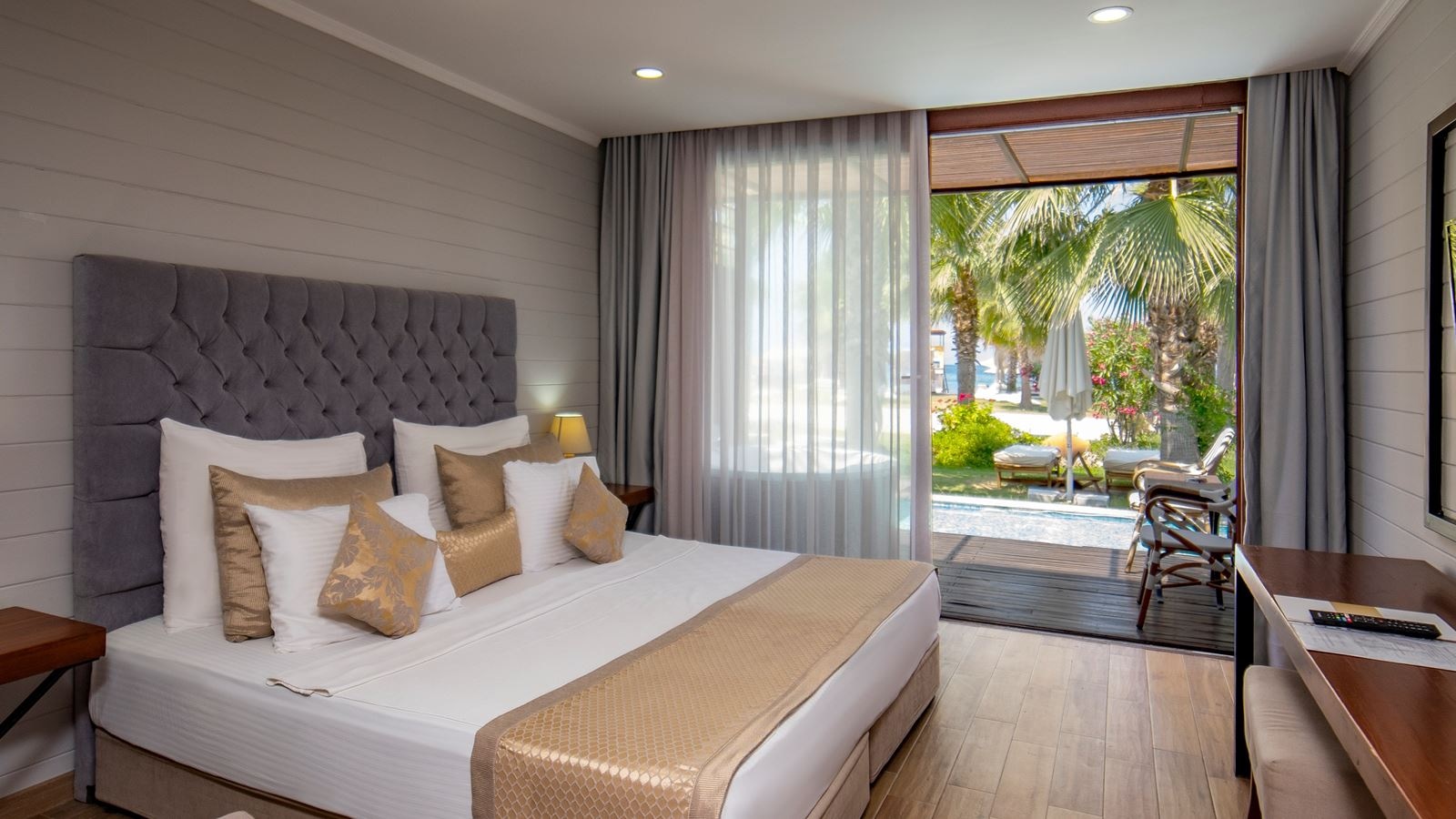 rooms-exclusive--room