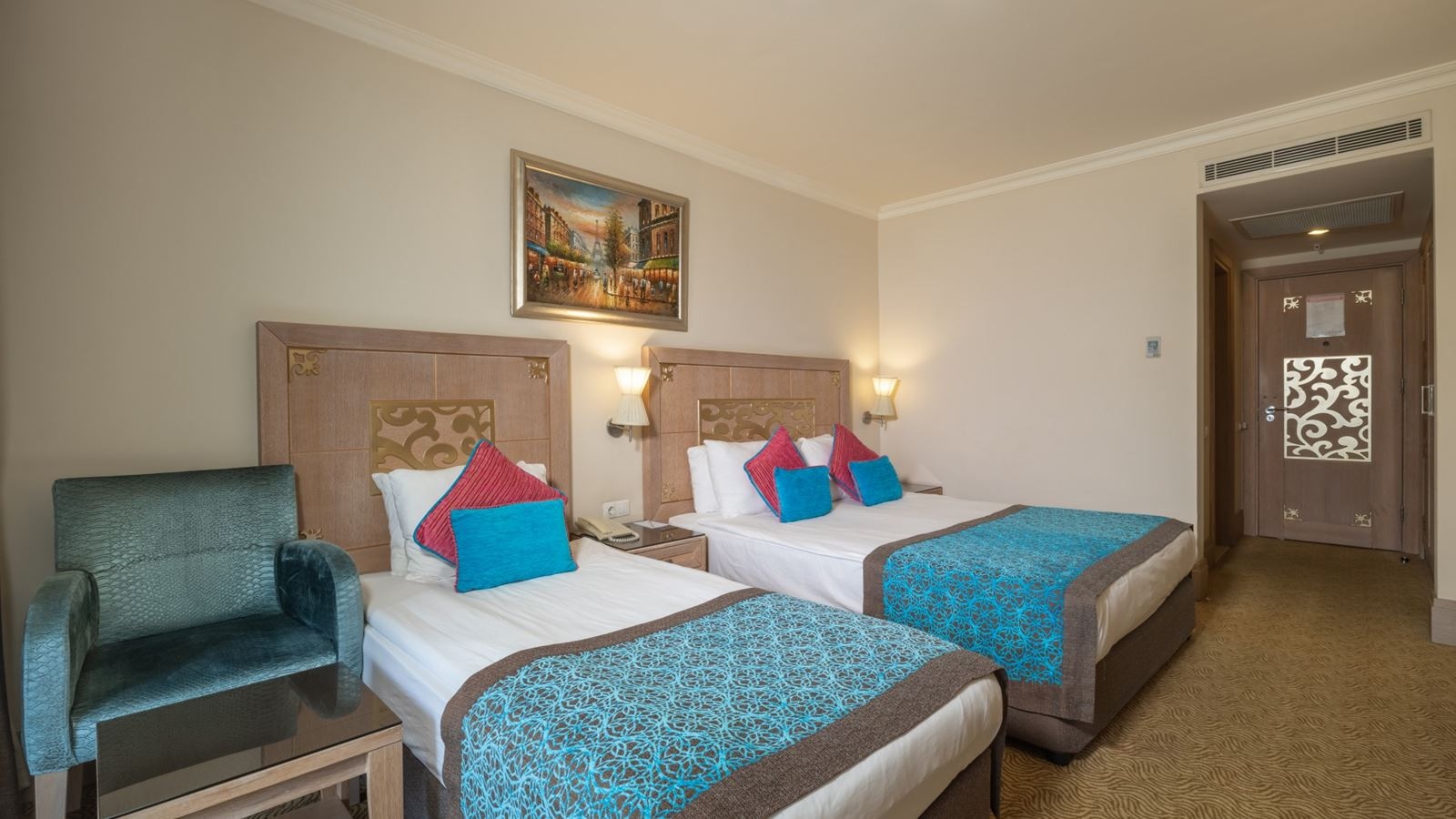 rooms-standard-room-land-view