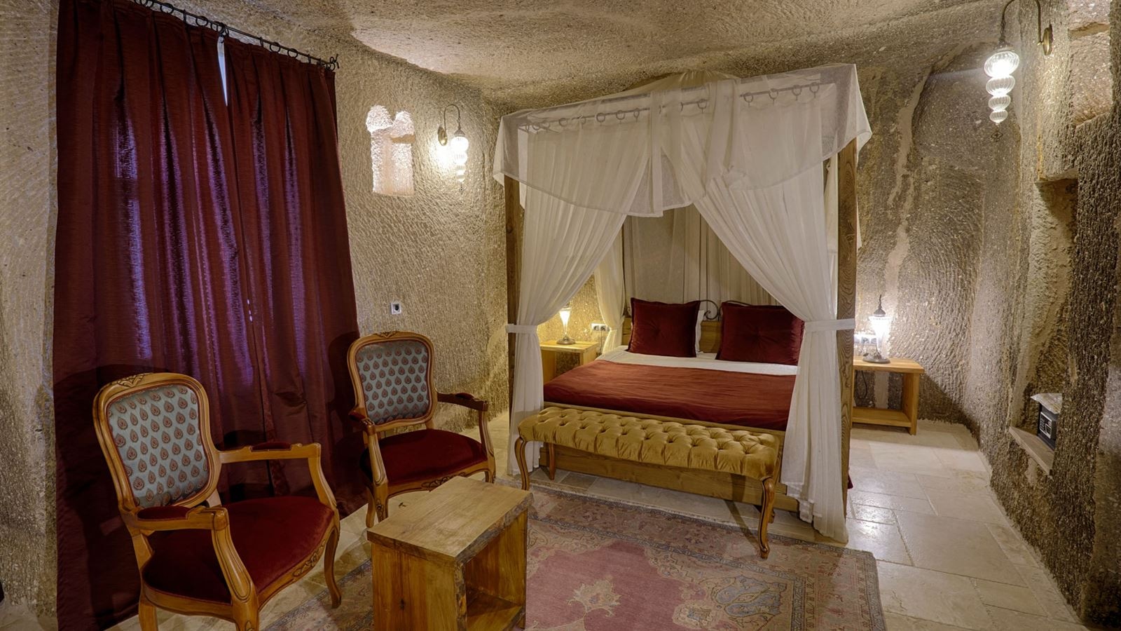 rooms-deluxe-room