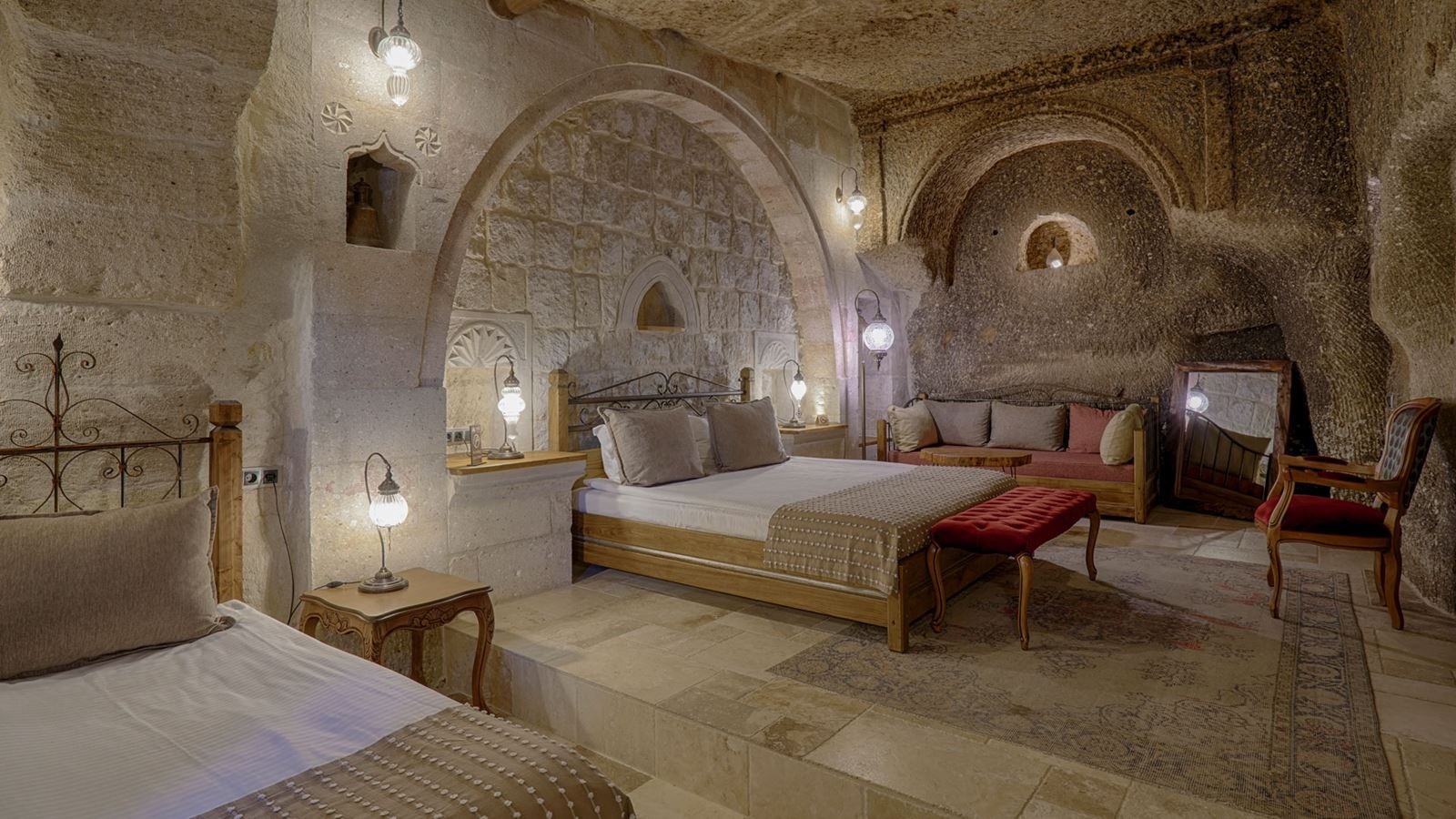 rooms-deluxe-room