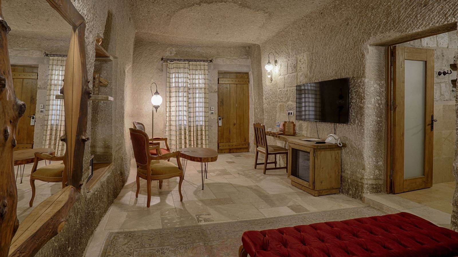rooms-deluxe-room