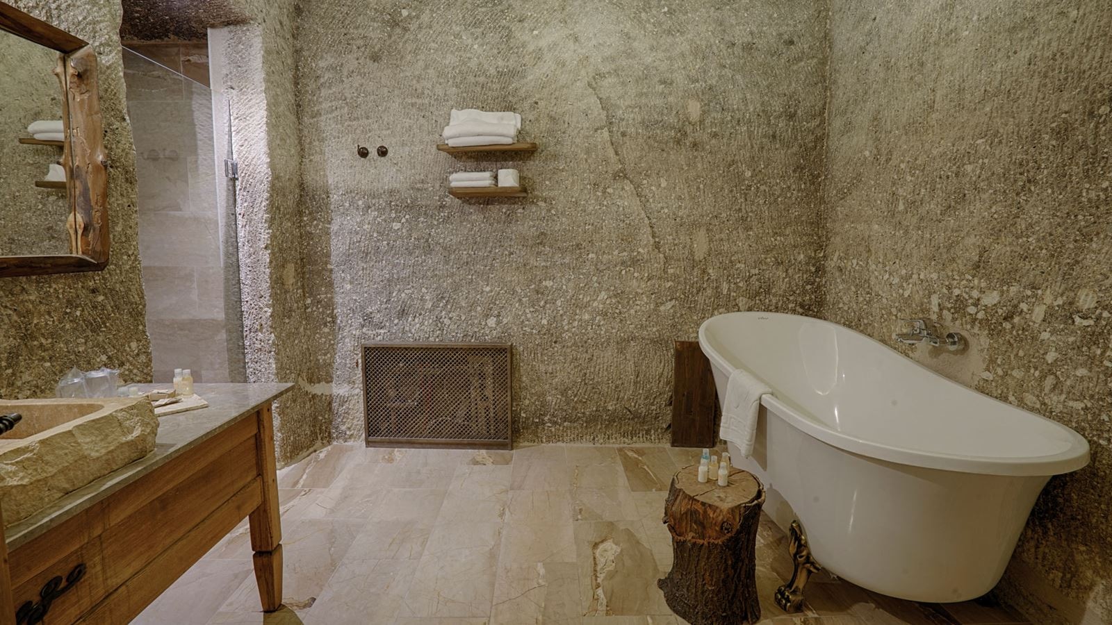 rooms-cave-suite