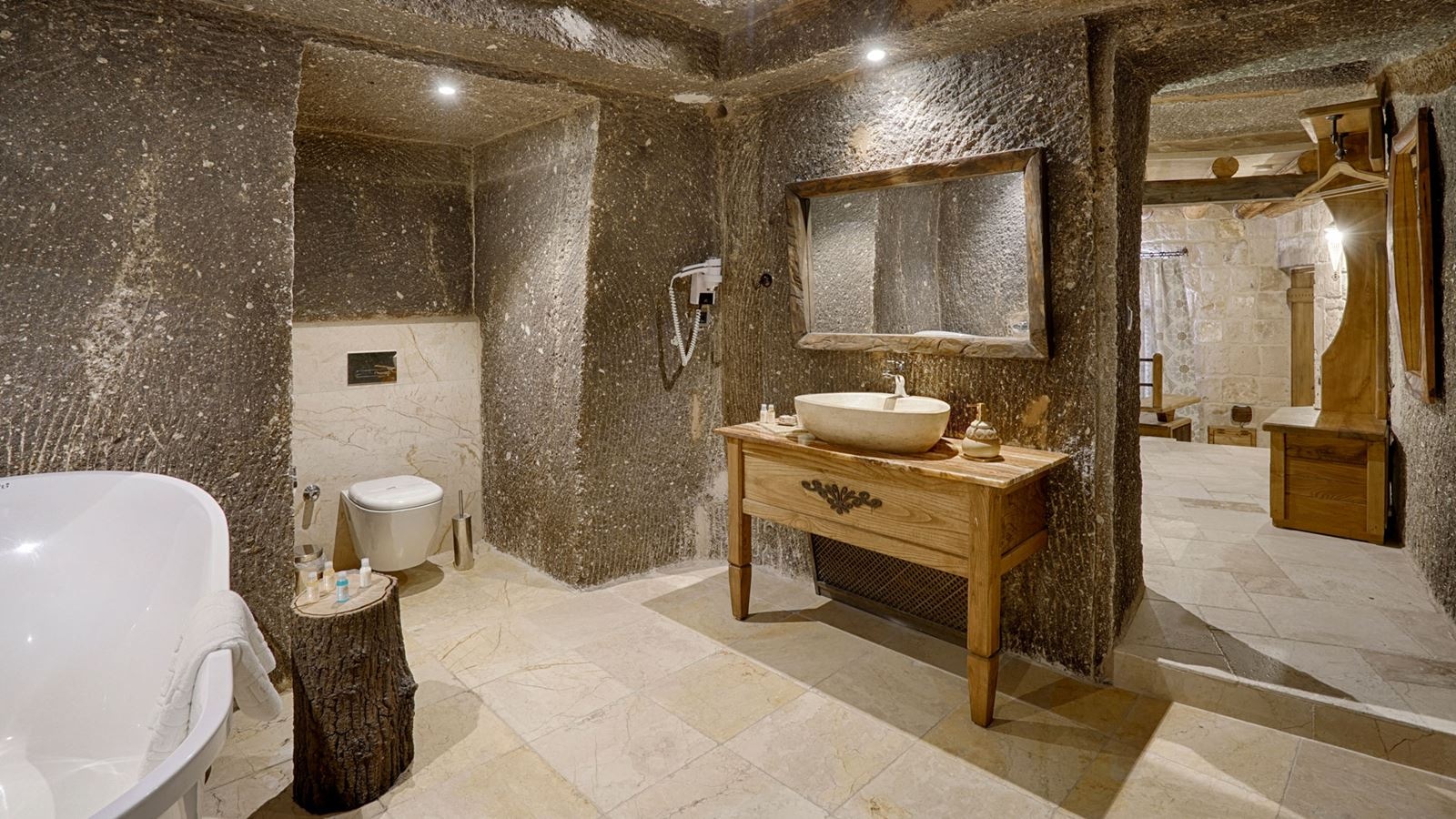 rooms-cave-suite
