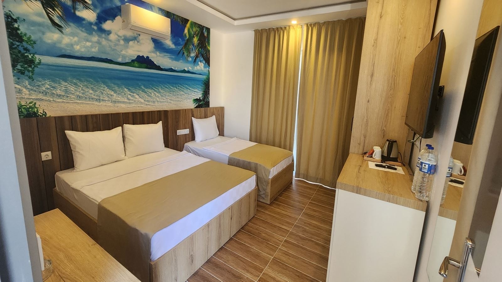rooms-luxury-beach-suite