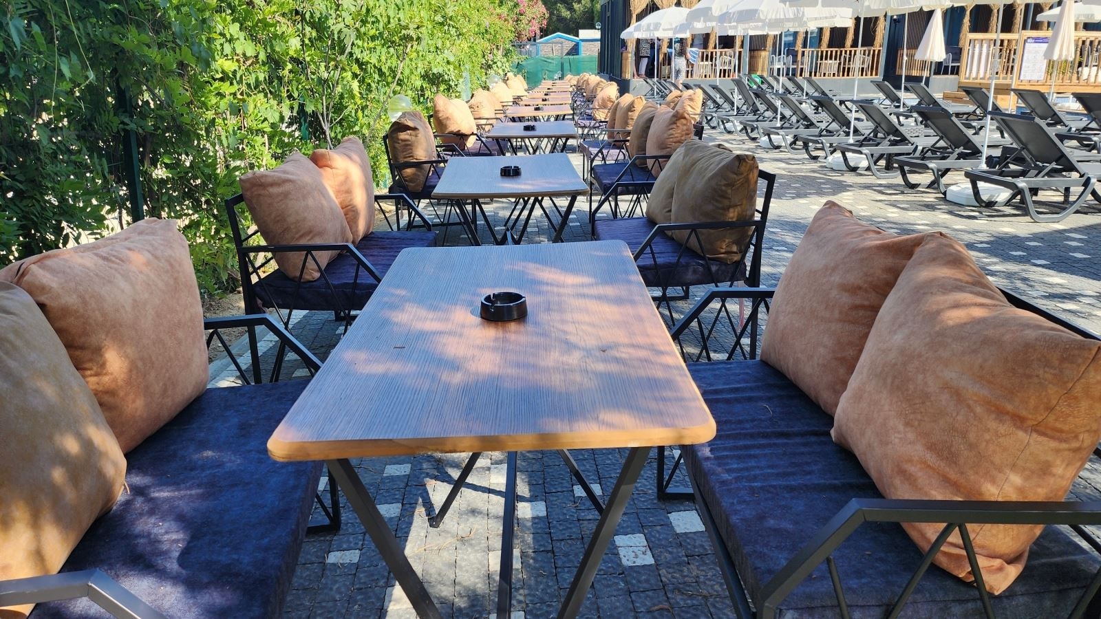 rooms-luxury-beach-suite