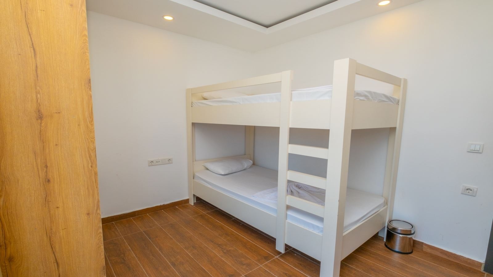 rooms-luxury-beach-suite