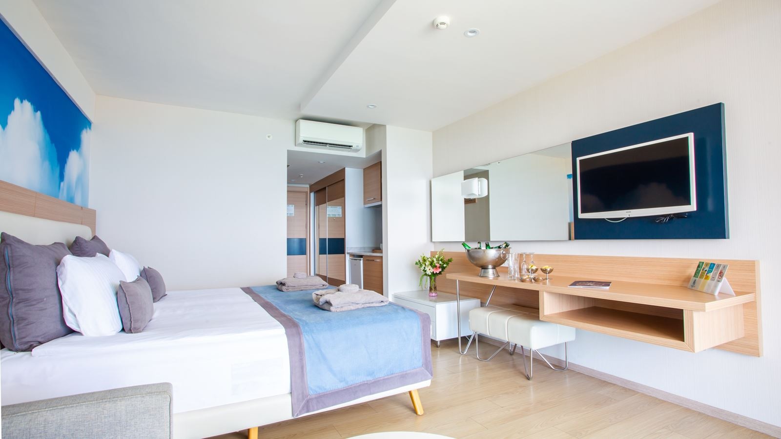 rooms-standard-room-sea-view