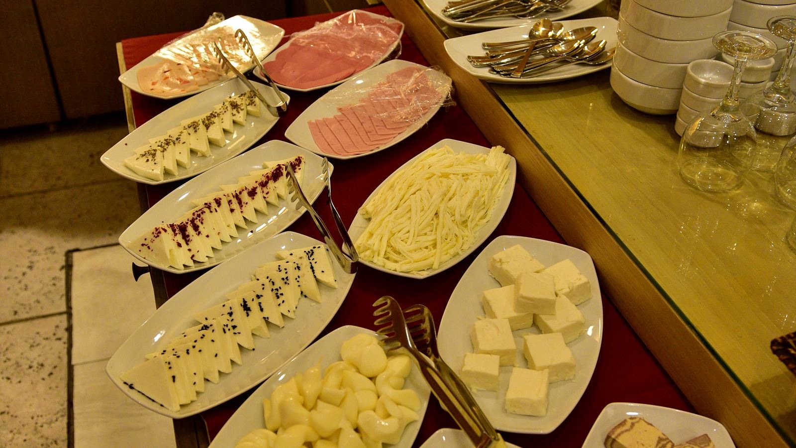 restaurants-restaurants