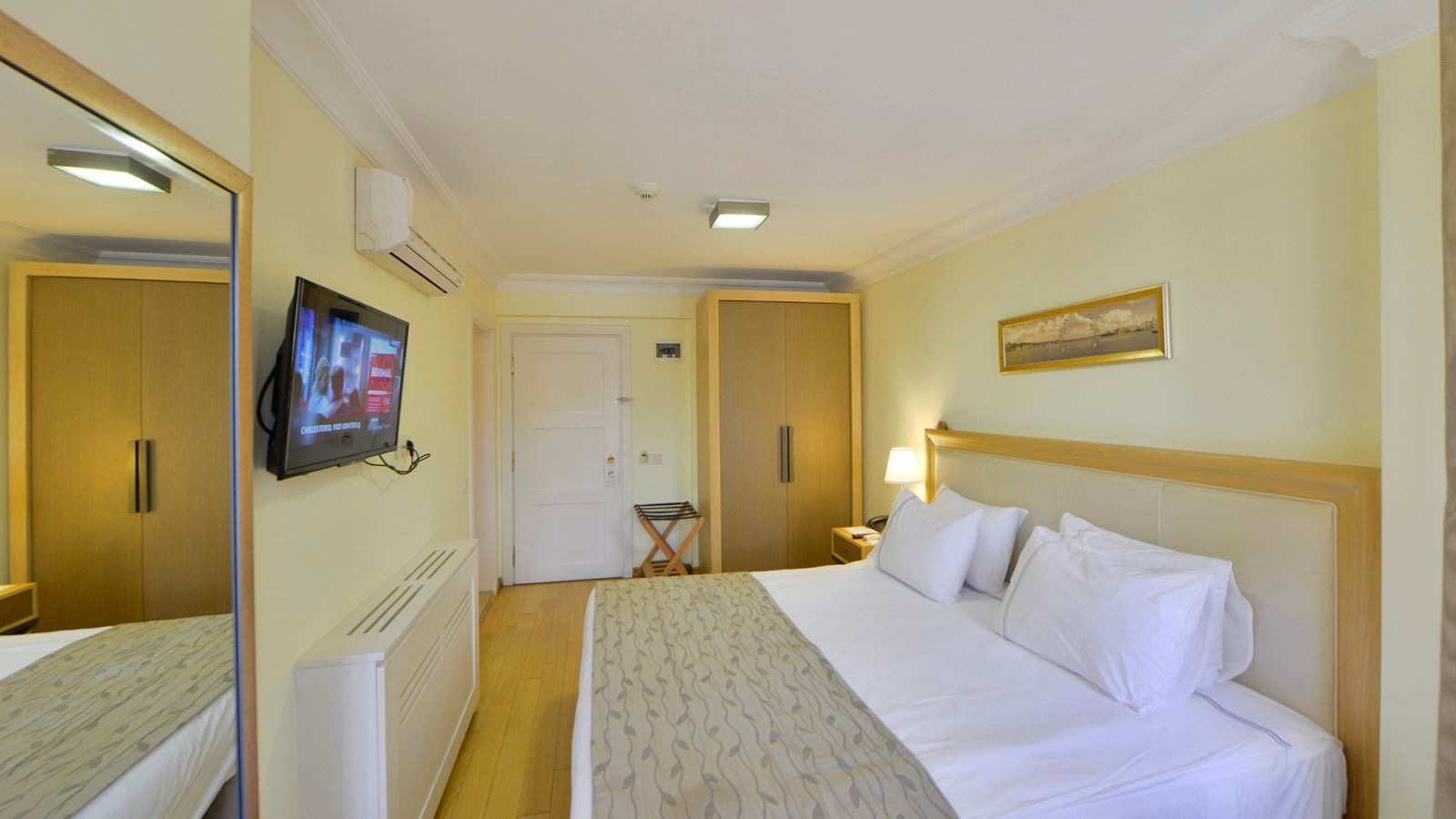 rooms-family-room-standard