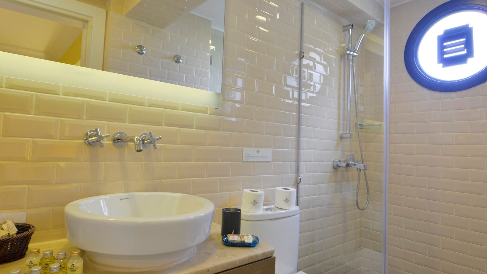 rooms-family-room-standard