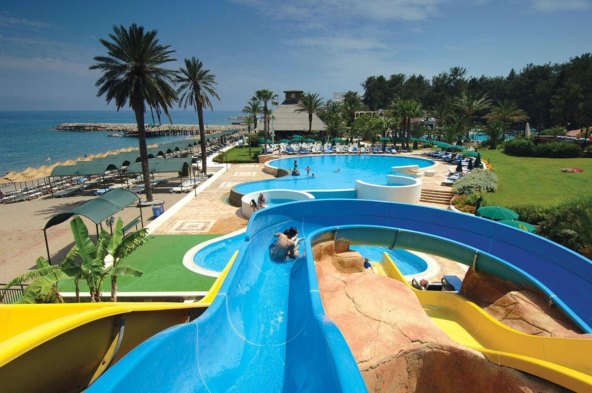 water-park-outdoor-pool