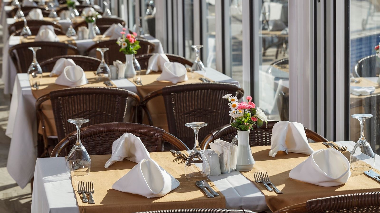 restaurants-delta-restoran