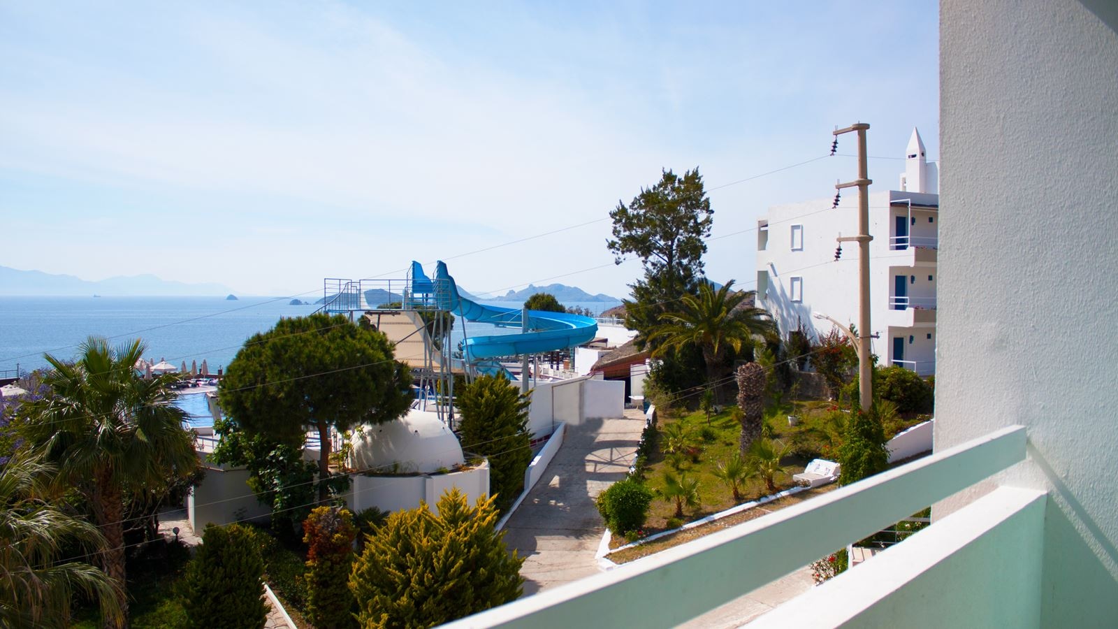 rooms-club-room-sea-view