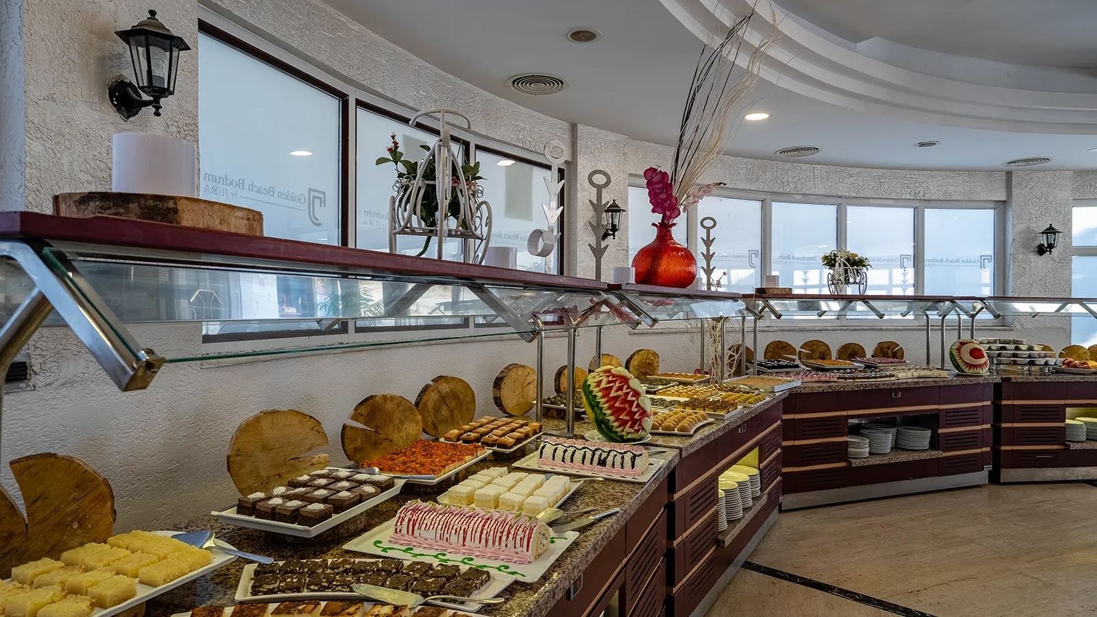 restaurants-main-restaurant