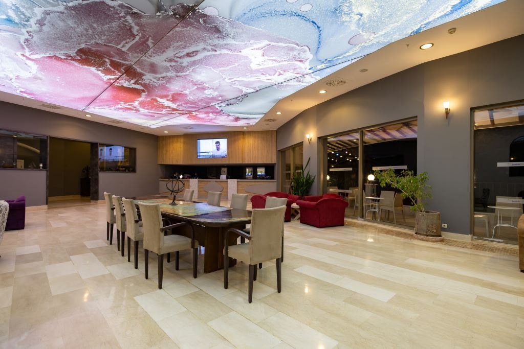 restaurants-restaurants