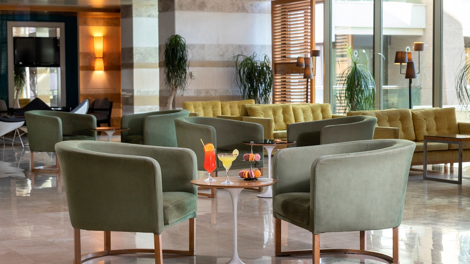 bars-chill-lobby-bar