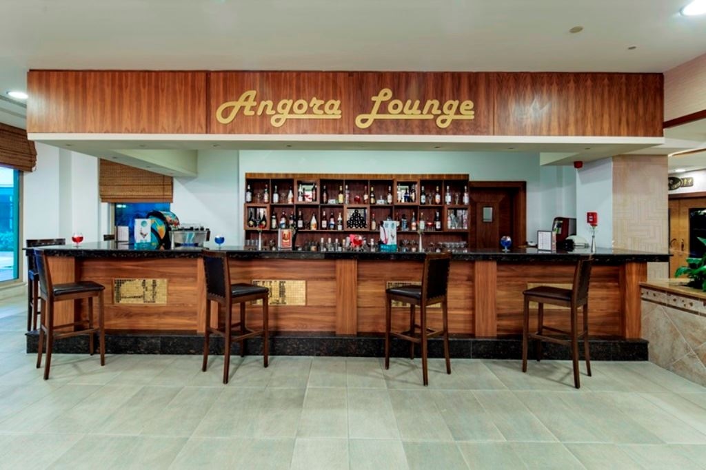 bars-angora-lounge-bar