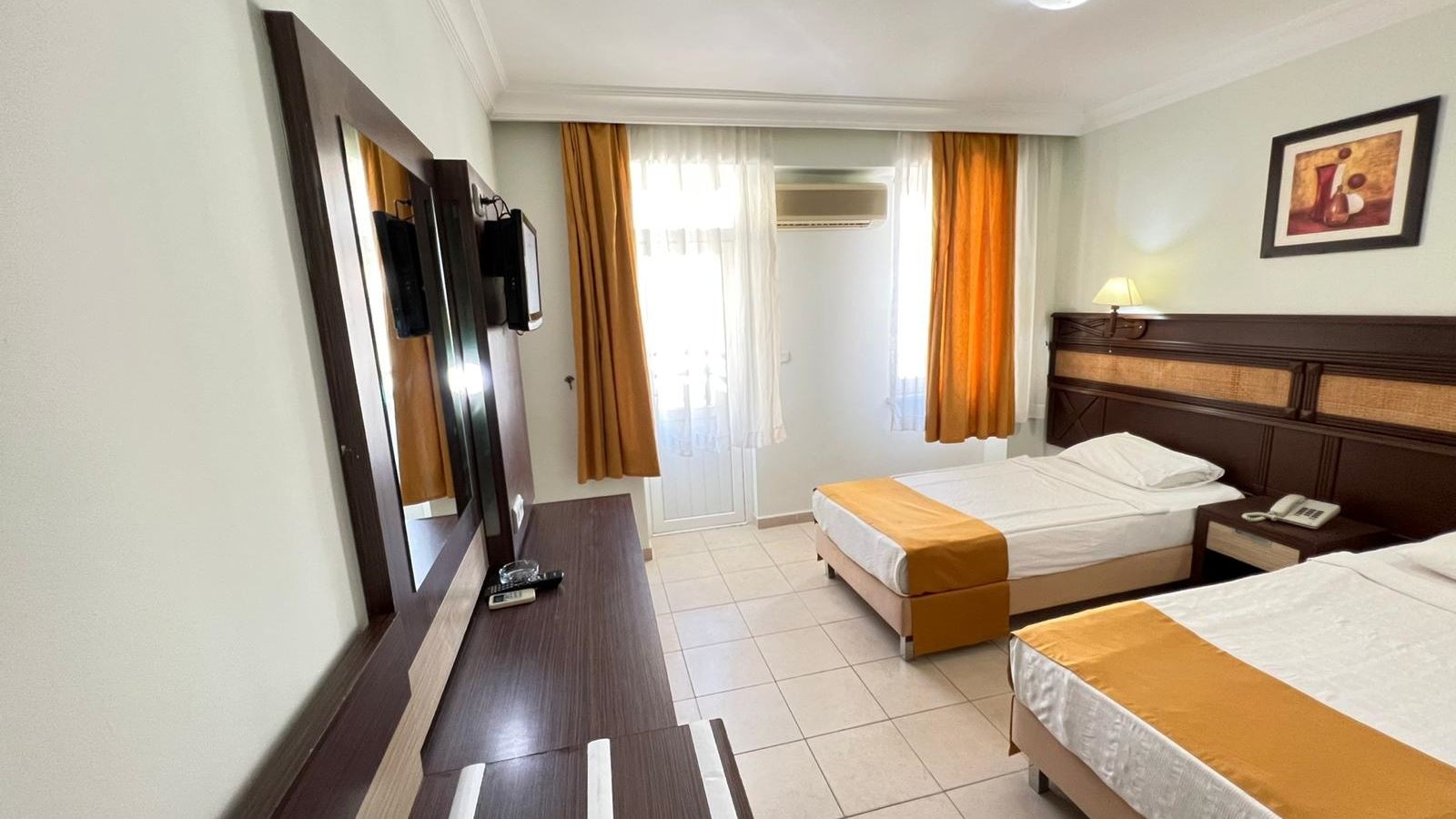 rooms-hotel-standard-room
