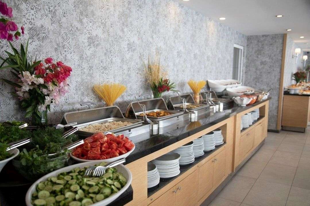 restaurants-restaurants