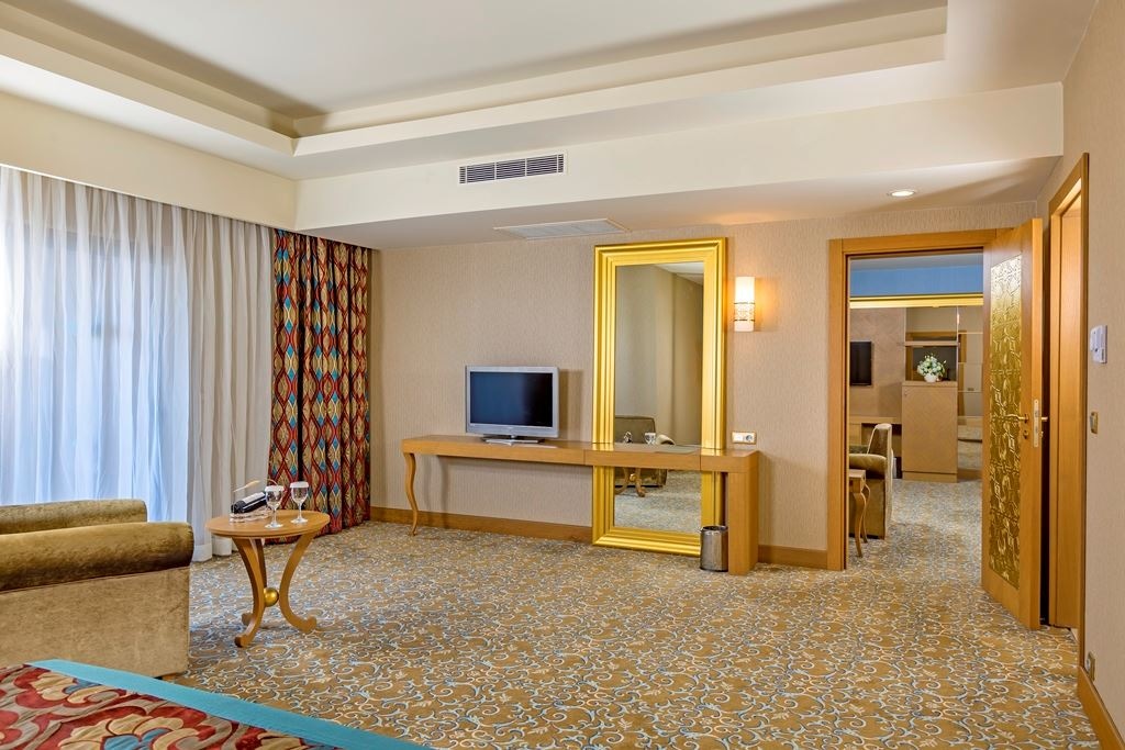 rooms-junior-suite