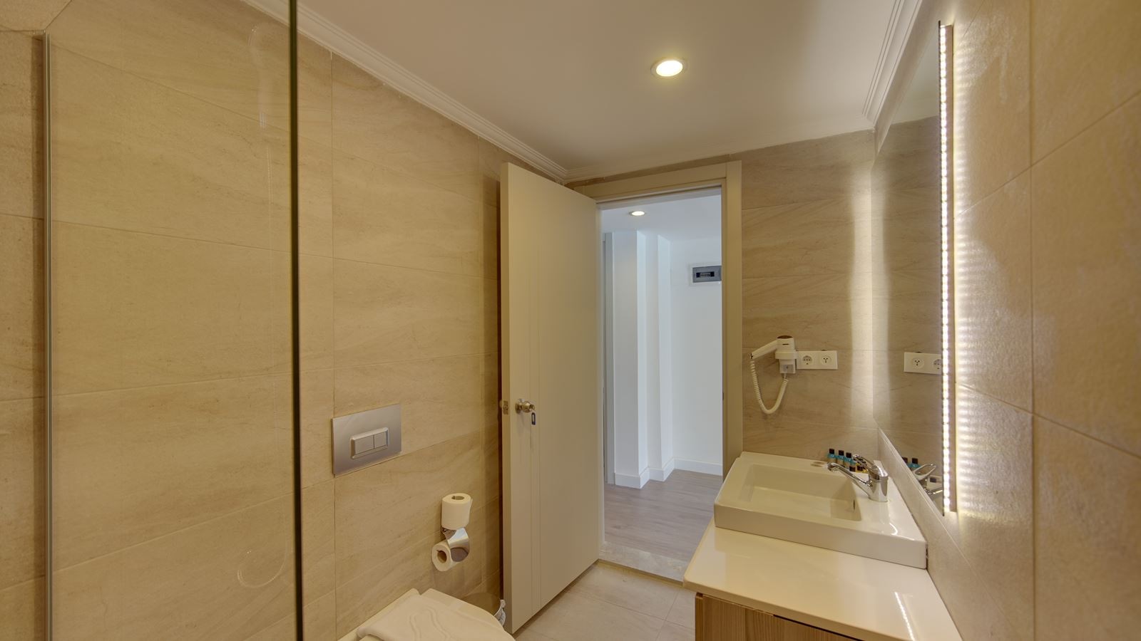 rooms-family-suite-swim-up