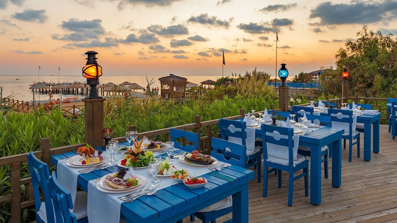 restaurants-sunset-restaurant