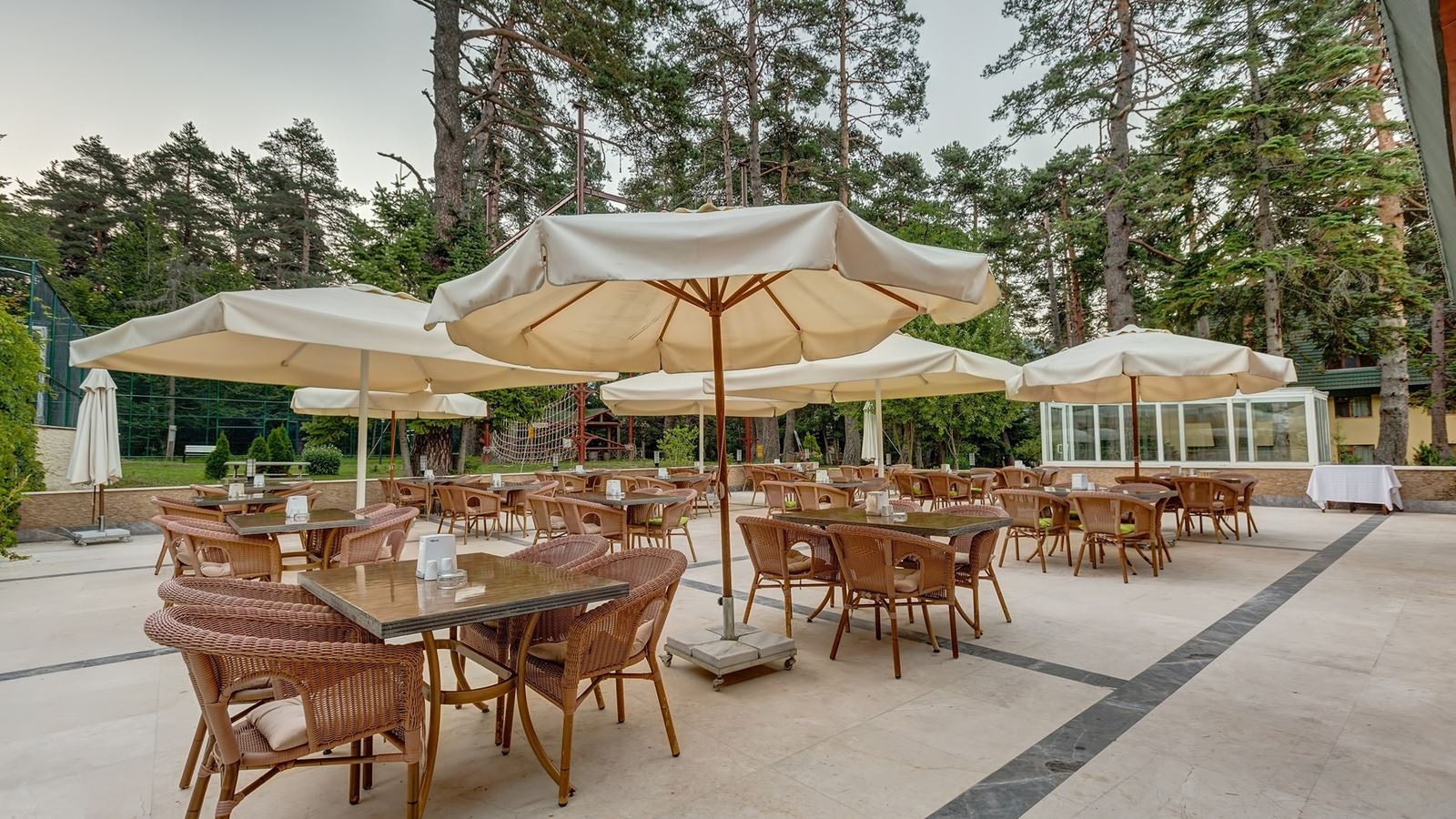 restaurants-nilufer-restaurant