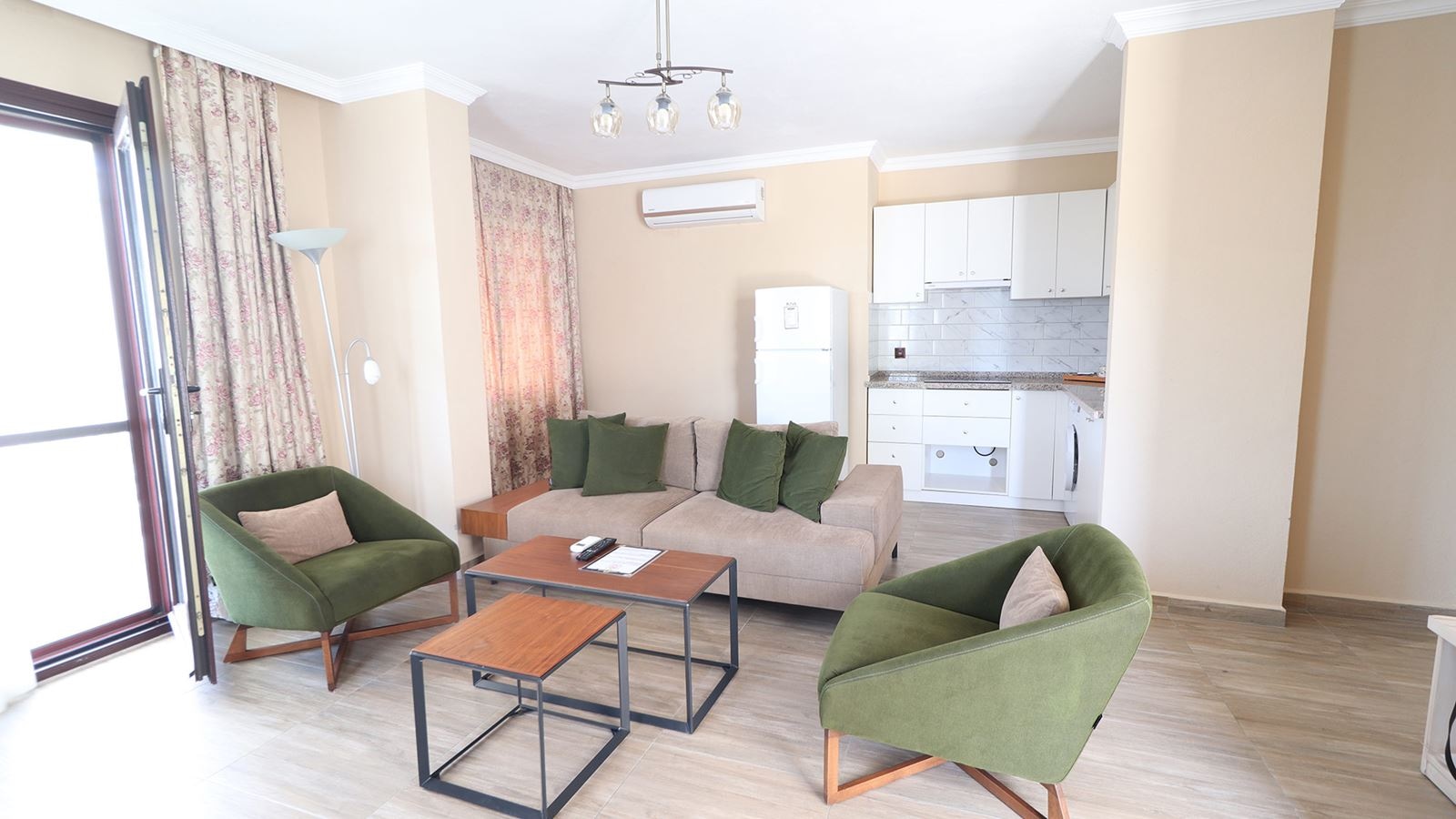 rooms-deluxe-apart-room