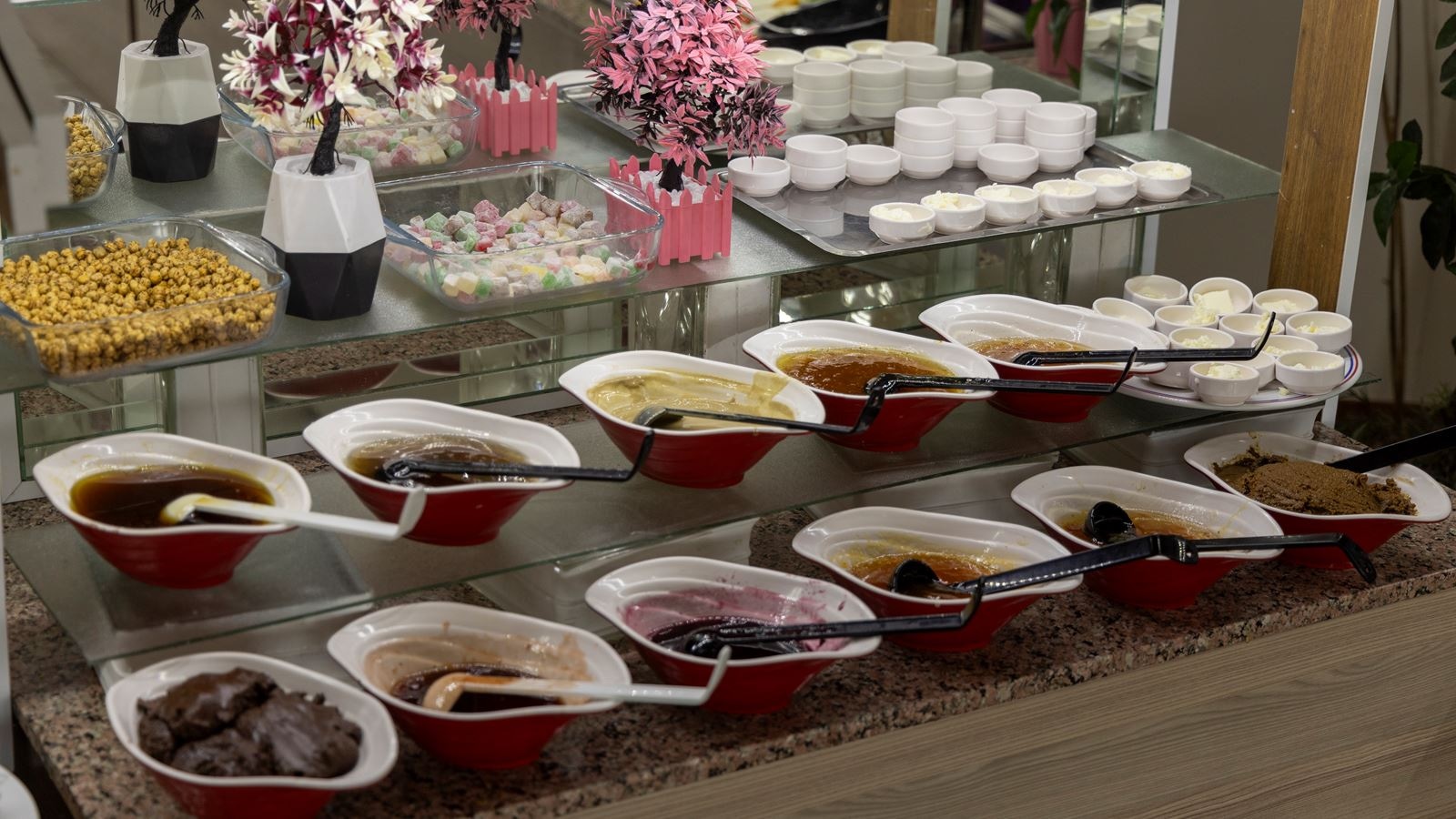 restaurants-restaurant