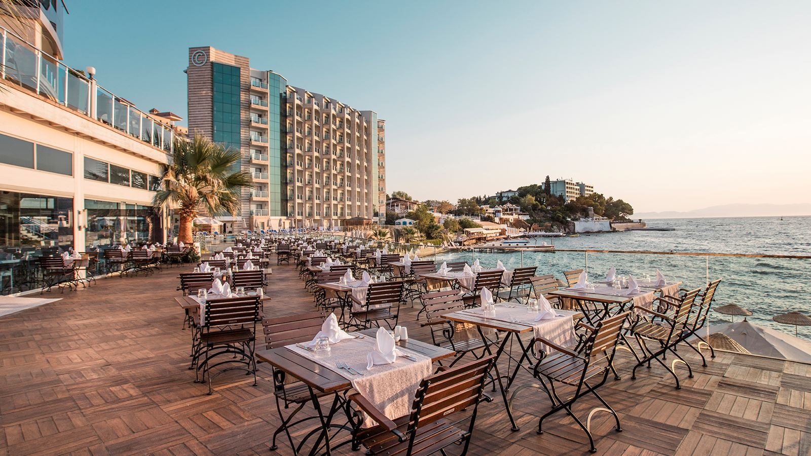 restaurants-moon-light-restaurant