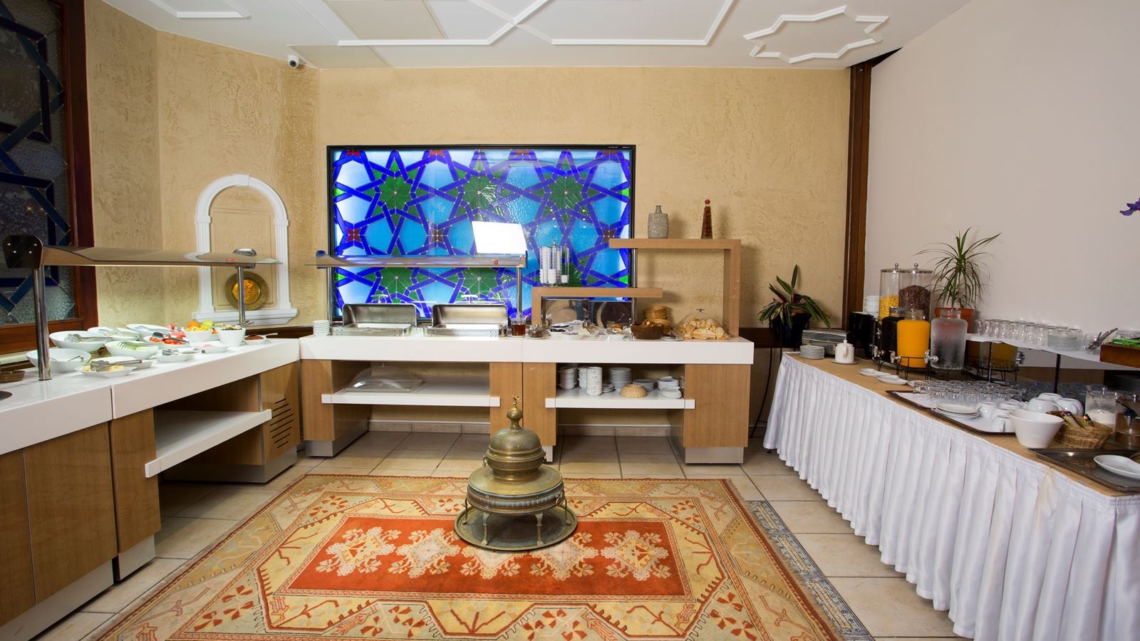 restaurants-restaurants