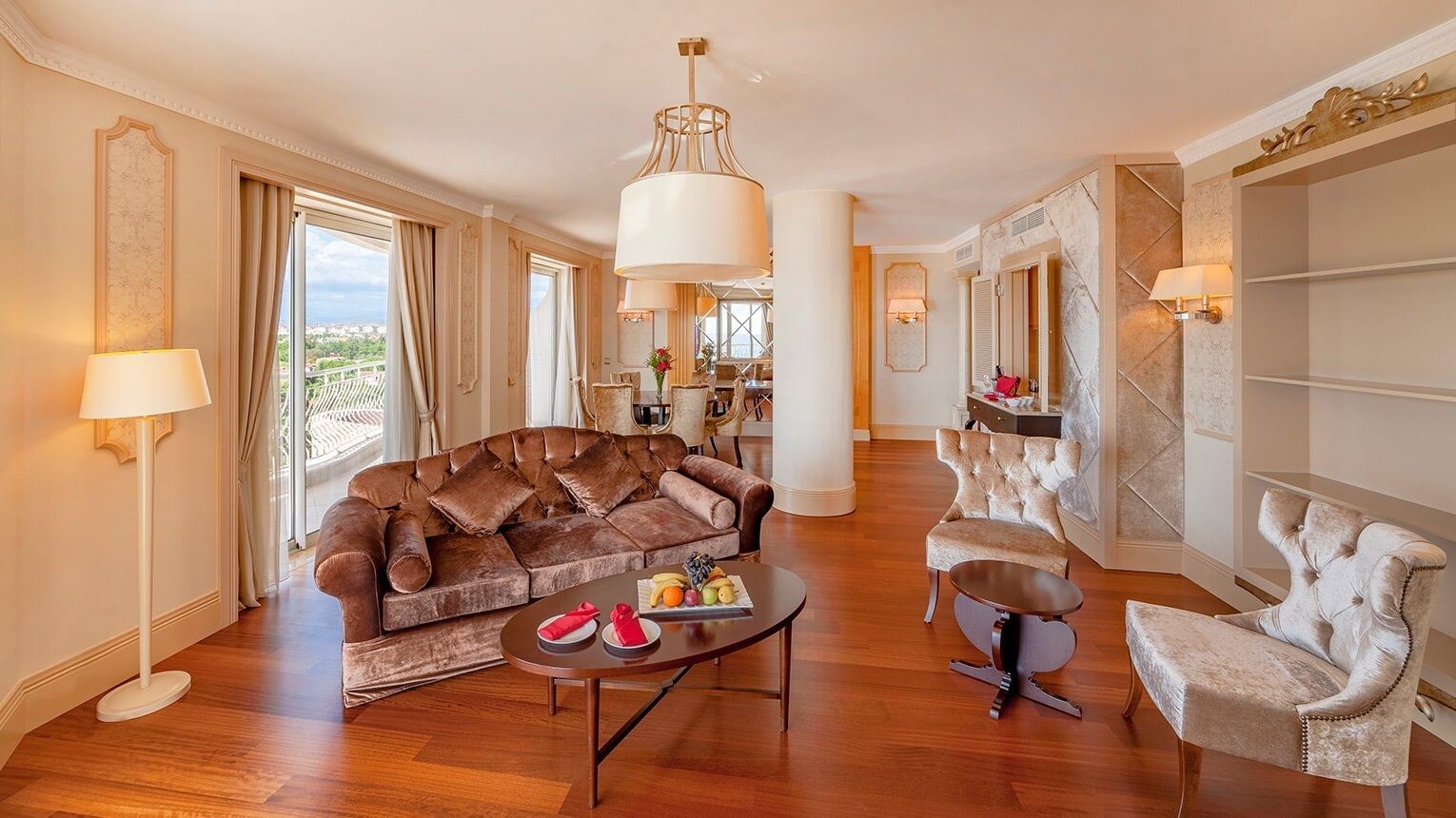 rooms-king-suite