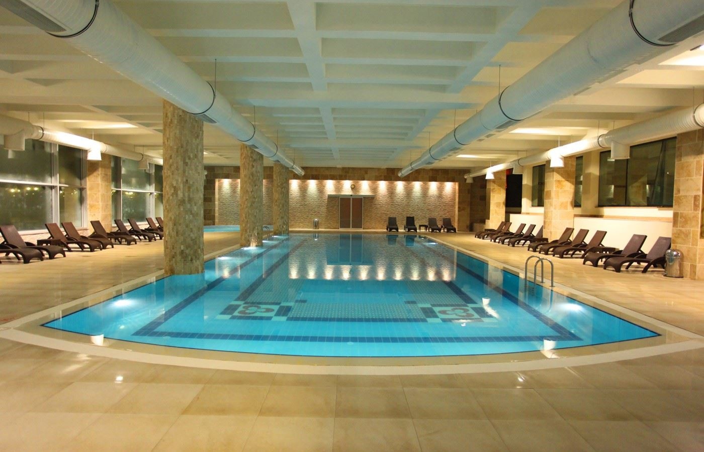 pools-indoor-pool