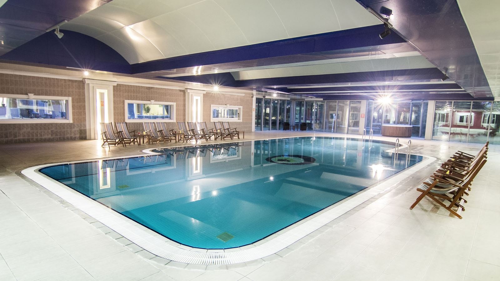 pools-indoor-pool
