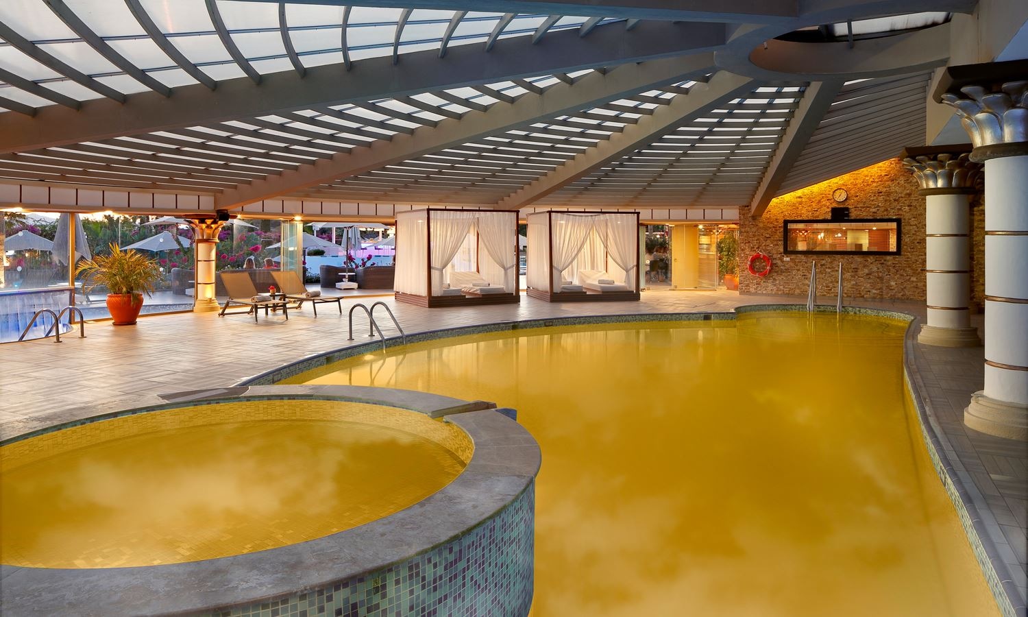 pools-indoor-pool