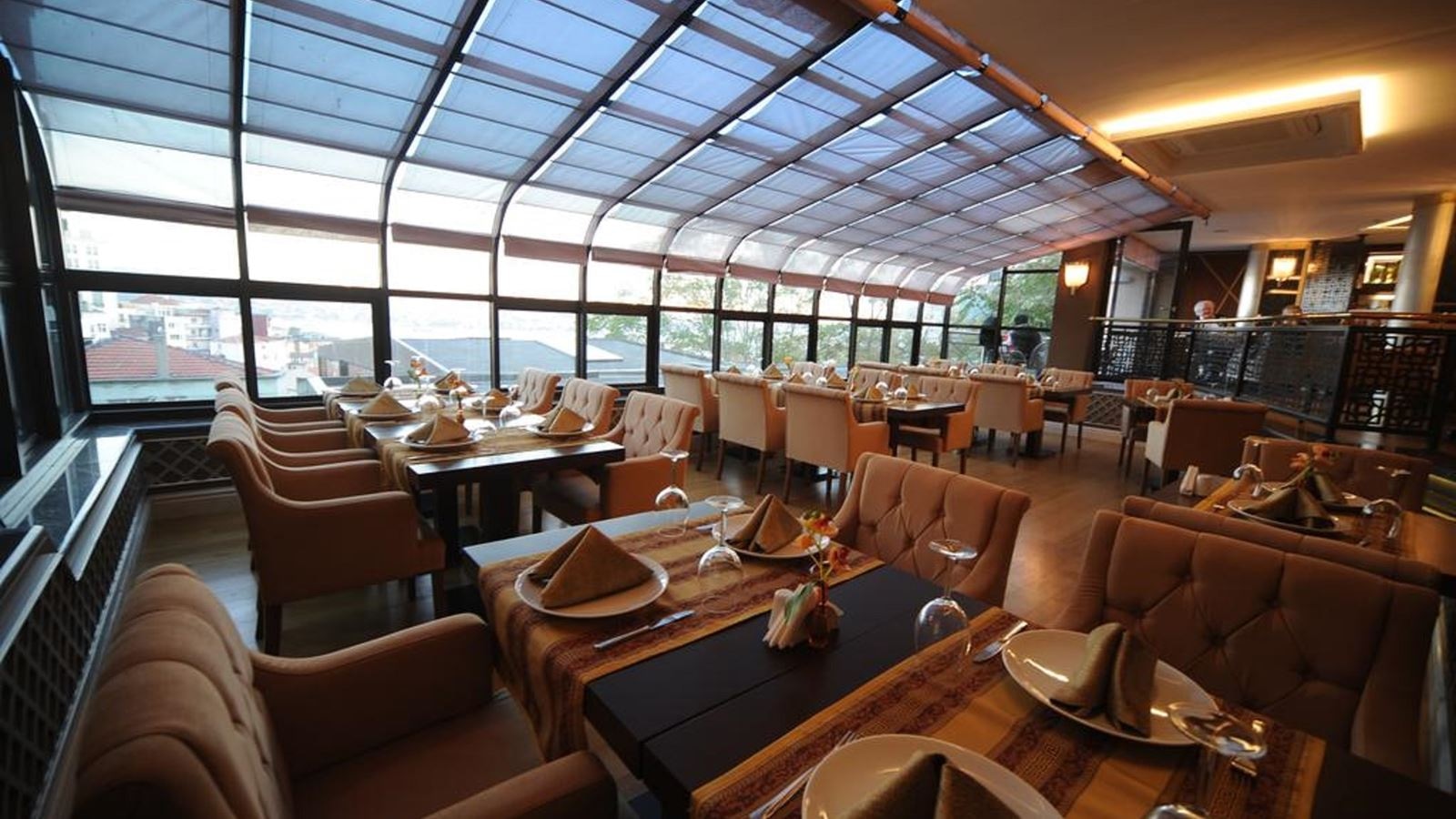 restaurants-restaurants